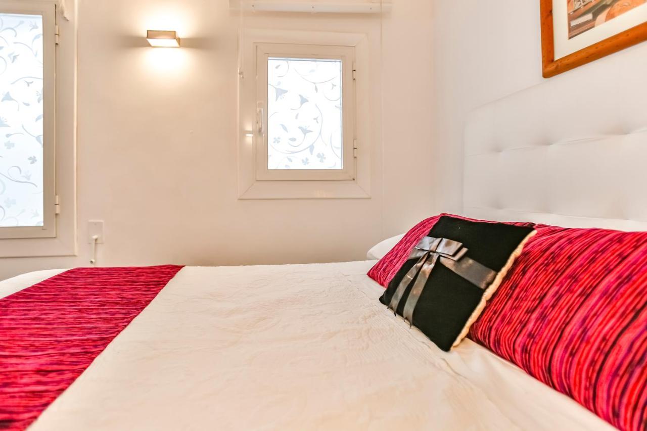 Ghat Apartments Montroig Sitges Dış mekan fotoğraf