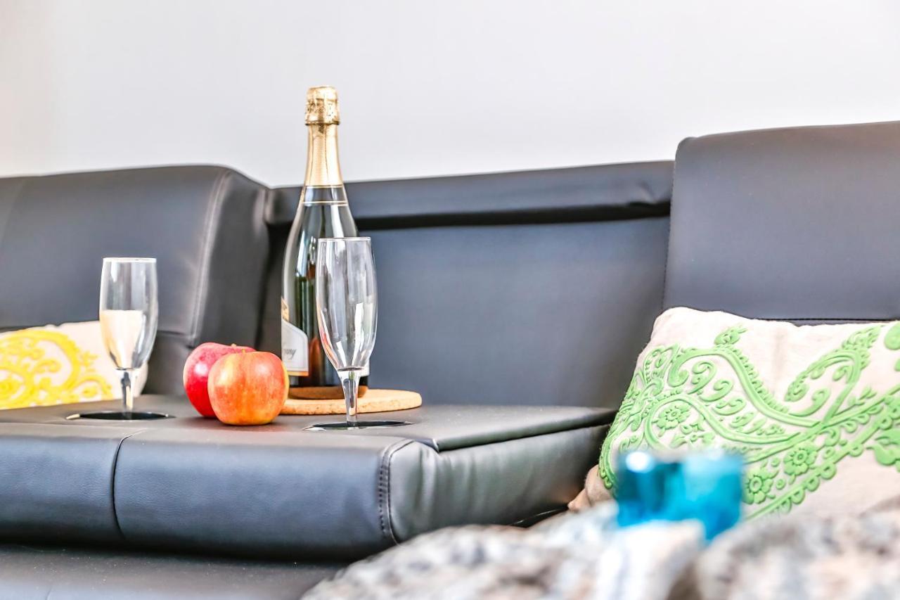 Ghat Apartments Montroig Sitges Dış mekan fotoğraf